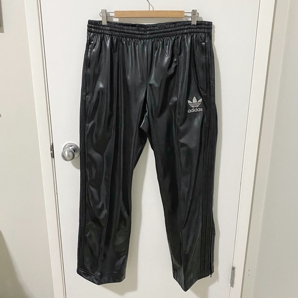 Rare Retro Adidas Chile 62 Coated Track Pants Black - Picture 5 of 14